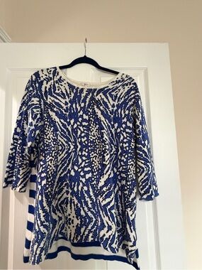 Tyler Boe Blue and White Abstract Print Tunic
